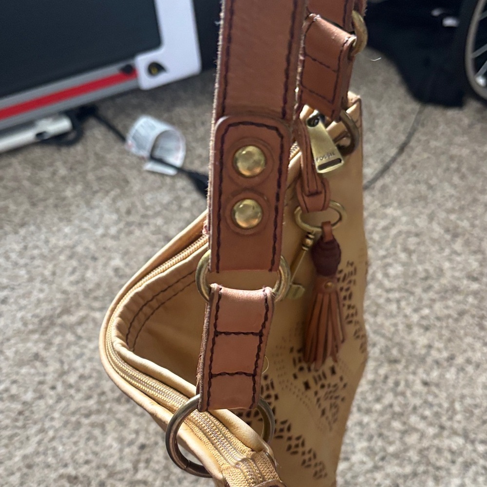 Fossil Brown Leather Cutout Shoulder Bag - Picture 13 of 16